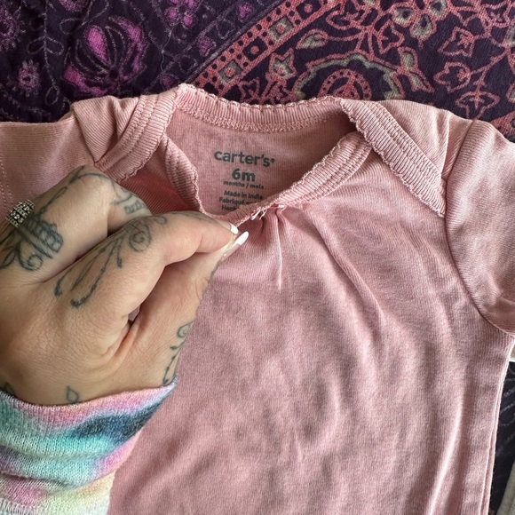 Carter’s 4-Pack Onesies - Picture 5 of 8